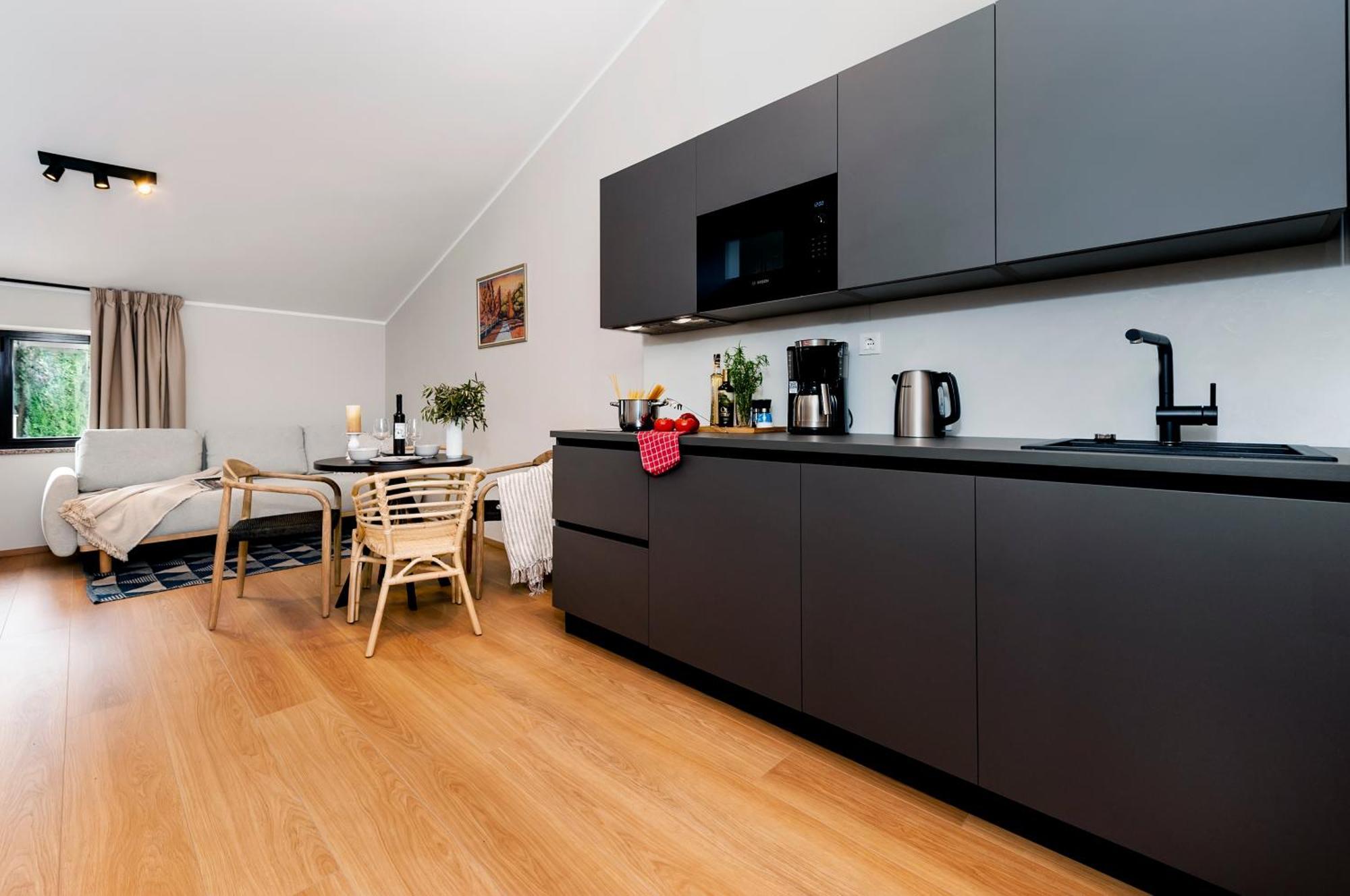 Sunset Residence ロヴィニ 部屋 写真