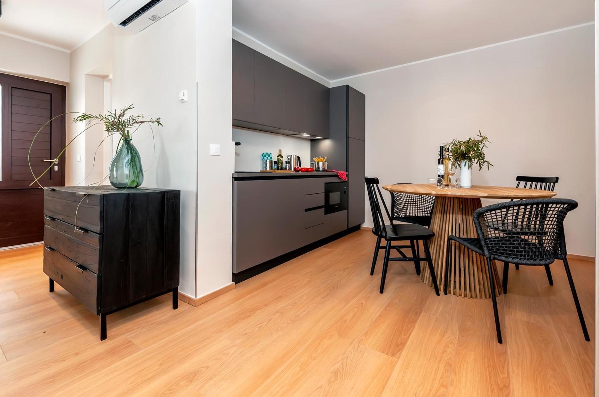 Sunset Residence ロヴィニ 部屋 写真