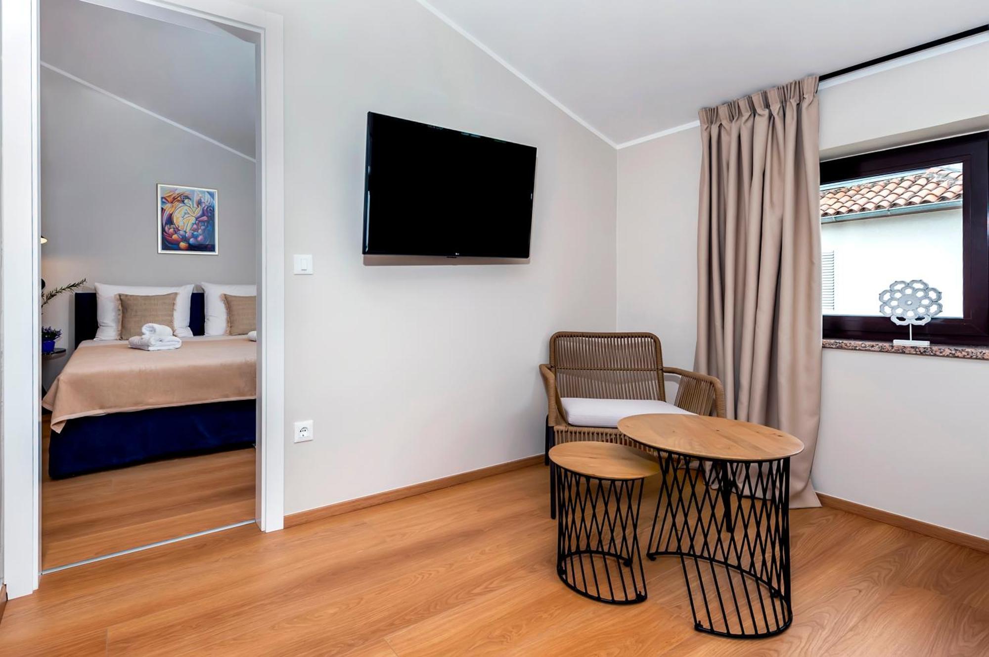 Sunset Residence ロヴィニ 部屋 写真