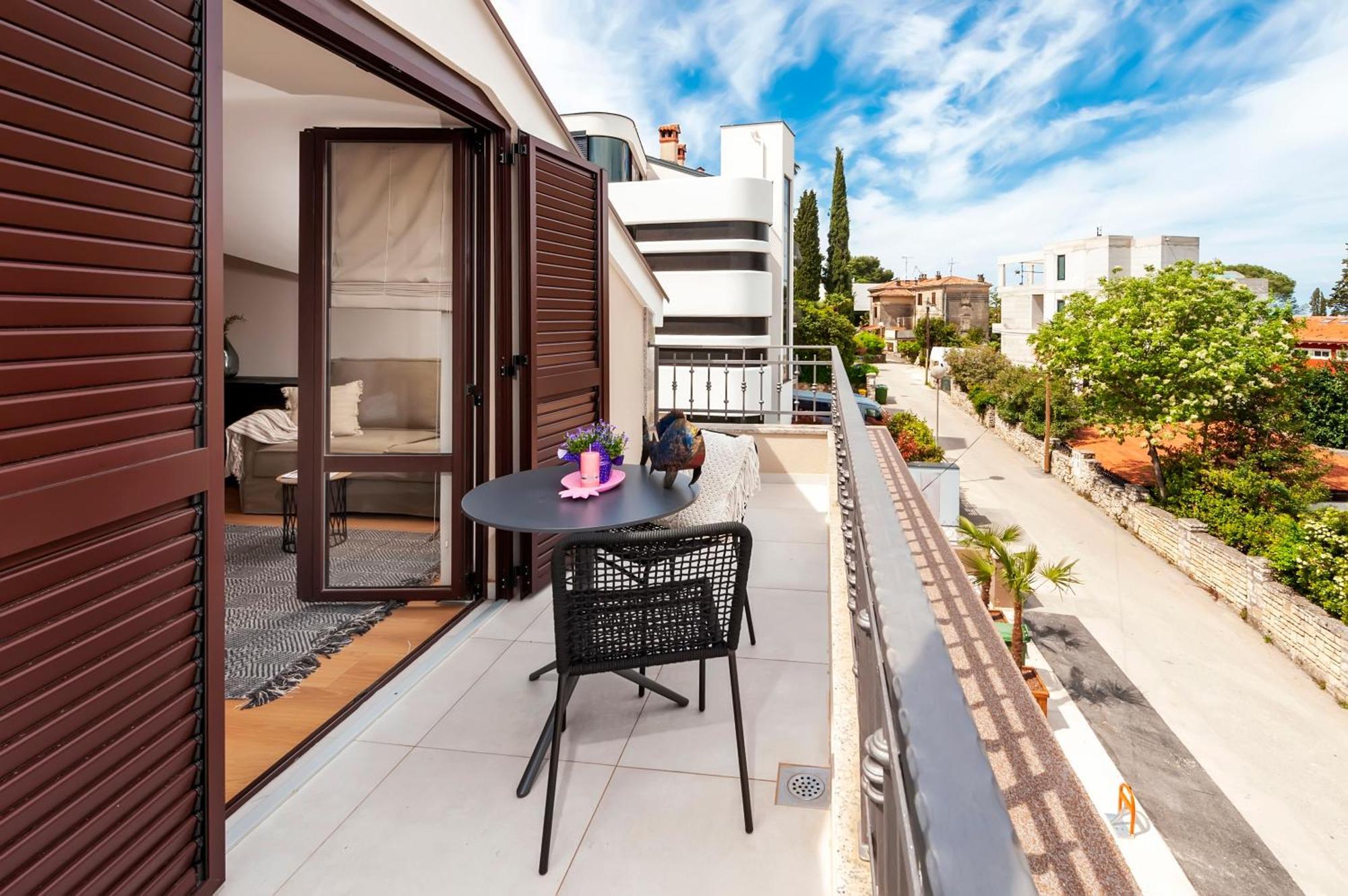 Sunset Residence ロヴィニ 部屋 写真